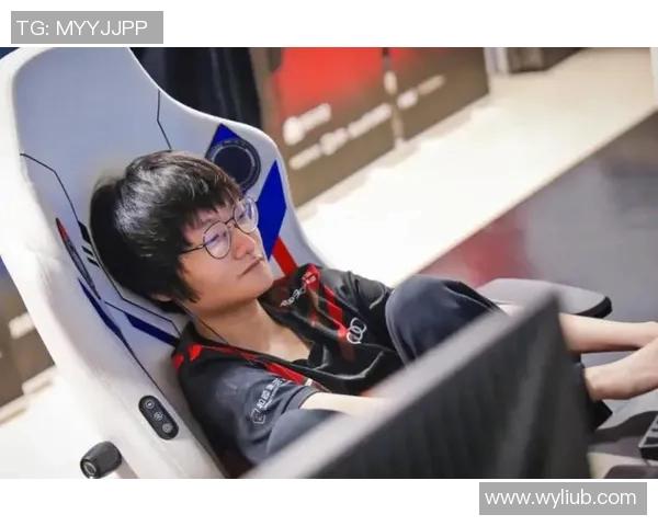 S15LOL赛事中TES战队防守策略的成功与不足分析