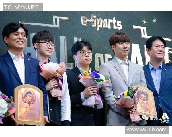 电竞数据深入解析FPX战队运营策略与团队协作的成功之道